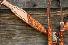 Load image into Gallery viewer, Half Roughout Tack Set with Split Ear Regular Cheek Headstall