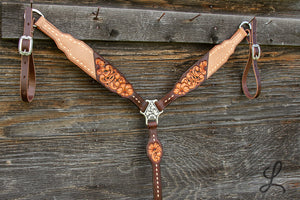 Dark Brown Breastcollar with Cream Buckstitch
