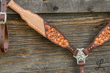 Load image into Gallery viewer, Dark Brown Breastcollar with Cream Buckstitch