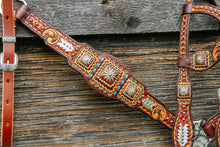 Load image into Gallery viewer, Square Concho Tack Set