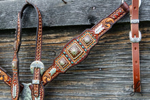 Load image into Gallery viewer, Square Concho Tack Set