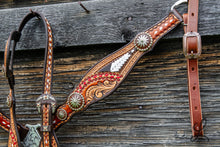 Load image into Gallery viewer, Red and White Tack Set