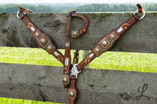 Load image into Gallery viewer, Square Concho Tack Set