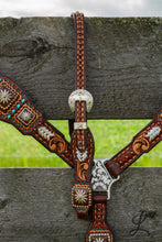 Load image into Gallery viewer, Square Concho Tack Set