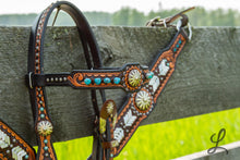 Load image into Gallery viewer, White &amp; Silver Browband Tack Set - Short Cheek