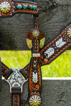 Load image into Gallery viewer, White &amp; Silver Browband Tack Set - Short Cheek