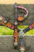 Load image into Gallery viewer, Black and Pink Tack Set